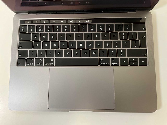 Apple macbook pro 13.3”, core(tm) i7 8th gen, 16 gb ram, 500 gb nvme laptop - afbeelding 4 van  7