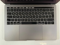 Apple macbook pro 13,3”, core(tm) i7 8th gen, 16 gb ram, 500 gb nvme laptop - afbeelding 4 van  7