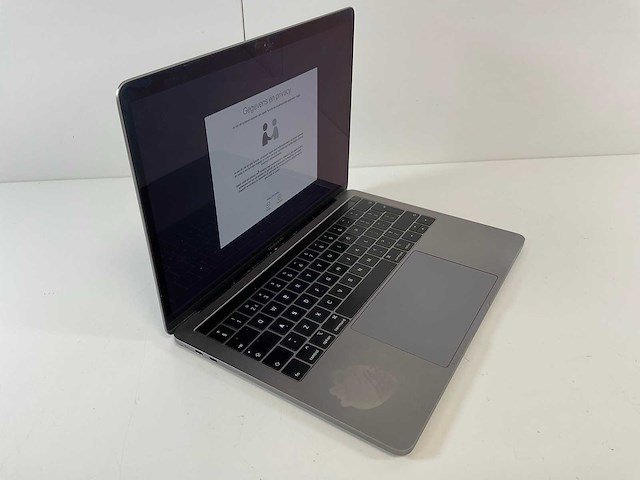 Apple macbook pro 13,3”, core(tm) i7 8th gen, 16 gb ram, 500 gb nvme laptop - afbeelding 2 van  7