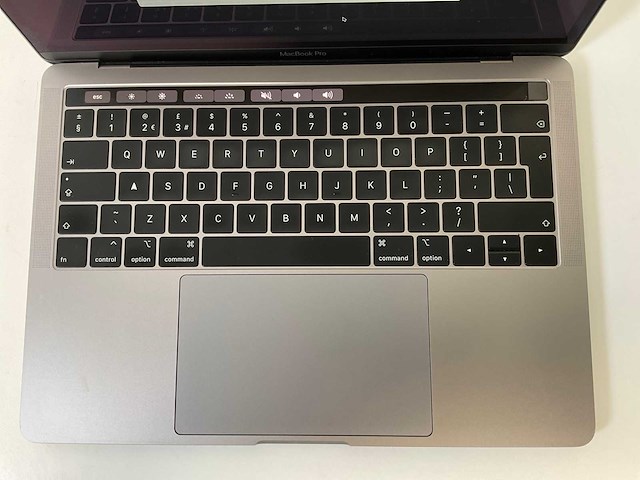 Apple macbook pro 13.3”, core(tm) i7 8th gen, 16 gb ram, 500 gb nvme laptop - afbeelding 4 van  7