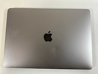 Apple macbook pro 13.3”, dual-core i5, 8 gb ram, 256 gb nvme laptop - afbeelding 2 van  4