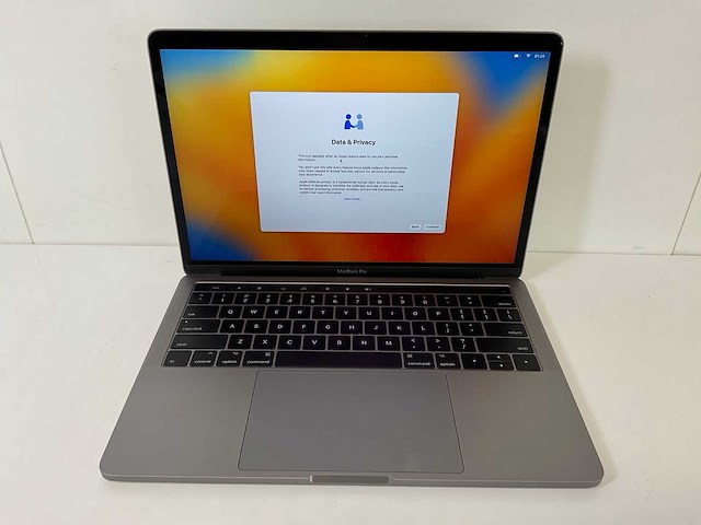 Apple macbook pro 13.3”, dualcore i7, 8 gb ram, 1 tb ssd laptop - afbeelding 1 van  7