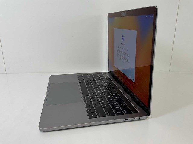 Apple macbook pro 13.3”, dualcore i7, 8 gb ram, 1 tb ssd laptop - afbeelding 3 van  7