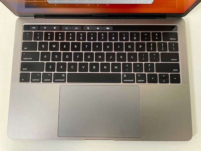 Apple macbook pro 13.3”, dualcore i7, 8 gb ram, 1 tb ssd laptop - afbeelding 4 van  7