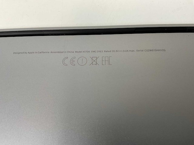 Apple macbook pro 13.3”, dualcore i7, 8 gb ram, 1 tb ssd laptop - afbeelding 7 van  7