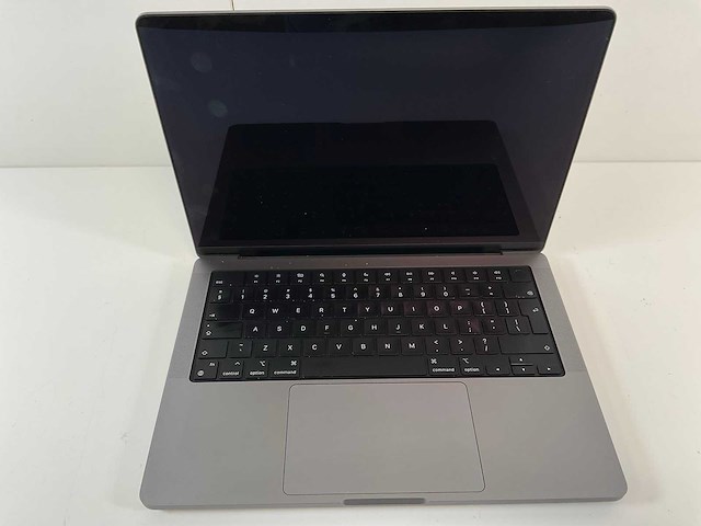 Apple macbook pro 13,3”, m2 pro, 32 gb ram, 500 gb nvme, m2 pro laptop - afbeelding 1 van  7