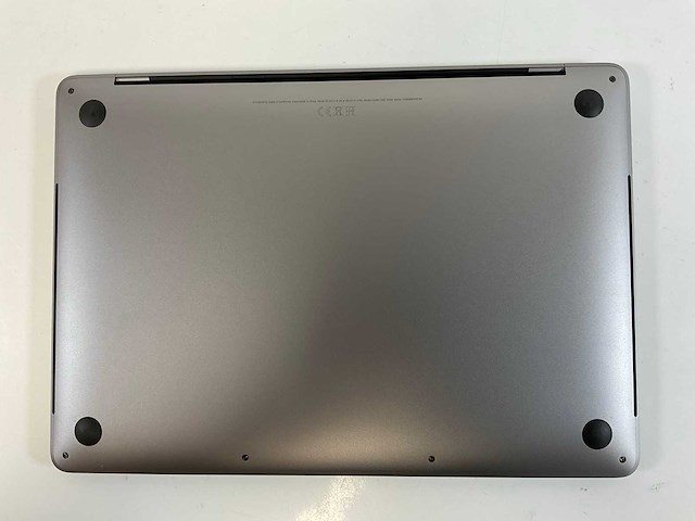 Apple macbook pro 13,3”, quadcore i7, 16 gb ram, 500 gb nvme laptop - afbeelding 6 van  7