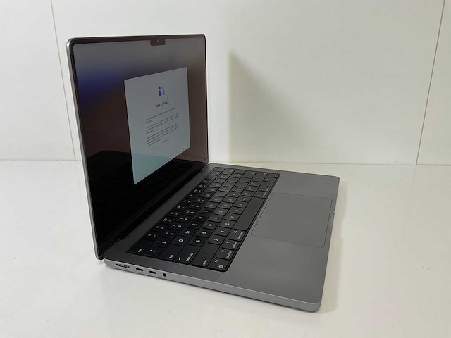 Apple macbook pro 14”, apple m1, 16 gb ram, 1 tb ssd laptop - afbeelding 2 van  7