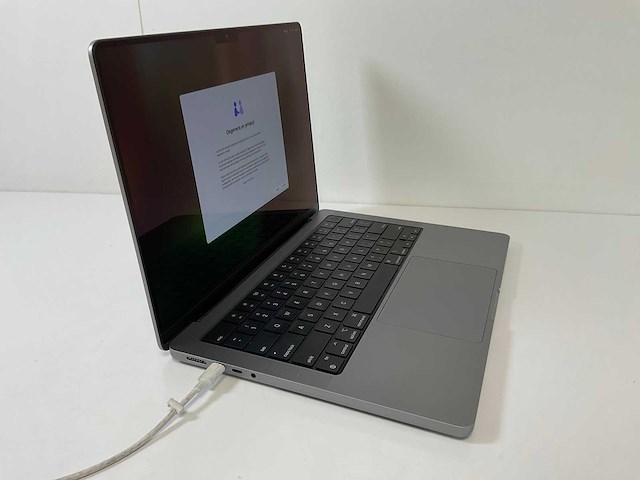 Apple macbook pro 14”, apple m1, 16 gb ram, 1 tb ssd laptop - afbeelding 2 van  6