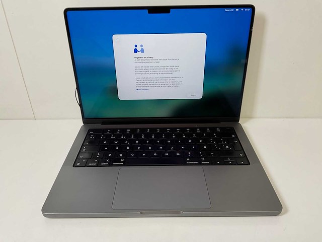 Apple macbook pro 14”, apple m1 max, 32 gb ram, 512 gb nvme laptop - afbeelding 1 van  9