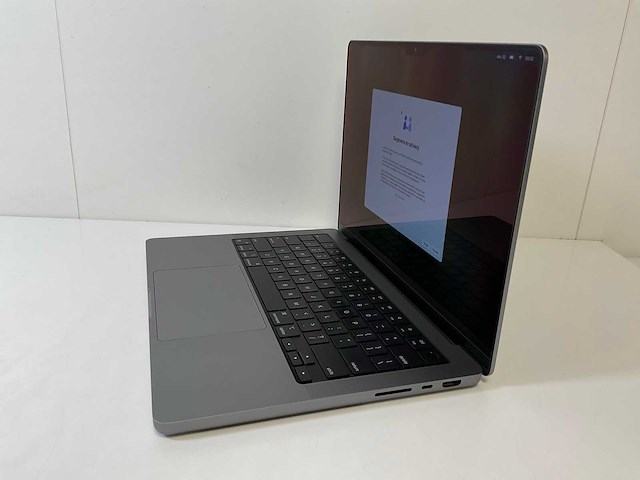 Apple macbook pro 14”, apple m1 pro, 16 gb ram, 500 gb nvme laptop - afbeelding 3 van  7