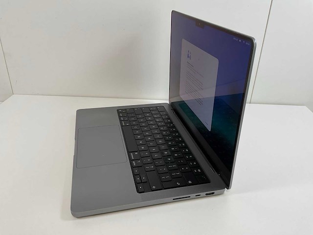 Apple macbook pro 14”, apple m1 pro, 16 gb ram, 500 gb nvme laptop - afbeelding 1 van  1