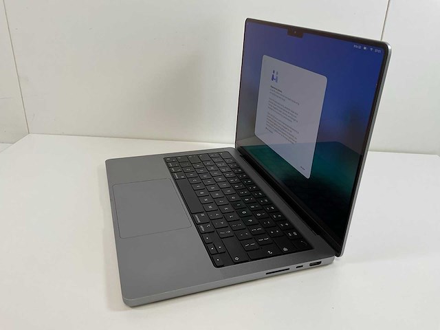 Apple macbook pro 14”, apple m1 pro, 16 gb ram, 500 gb nvme laptop - afbeelding 3 van  5