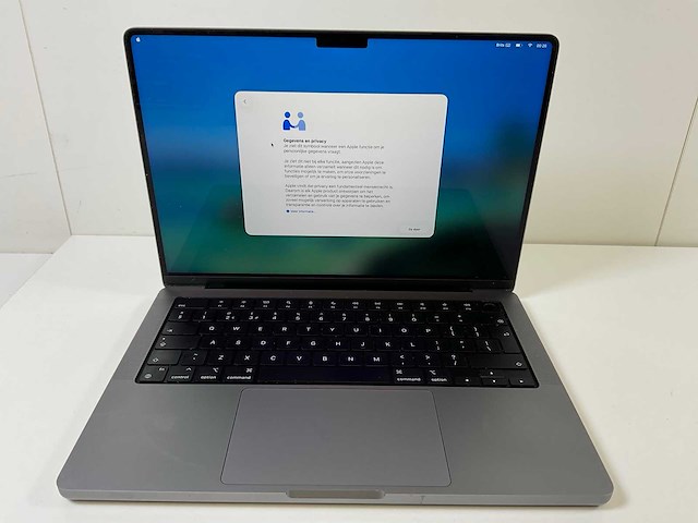 Apple macbook pro 14”, apple m1 pro, 16 gb ram, 500 gb nvme laptop - afbeelding 1 van  7