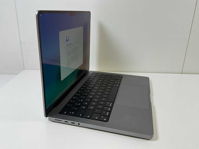 Apple macbook pro 14”, apple m1 pro, 16 gb ram, 500 gb nvme laptop - afbeelding 2 van  7