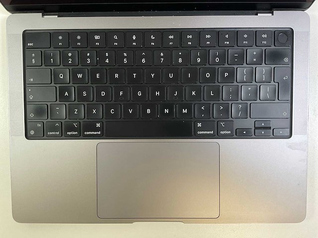 Apple macbook pro 14“, apple m1 pro, 16 gb ram, 500 gb nvme laptop - afbeelding 4 van  6