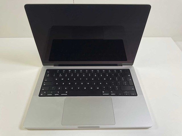 Apple macbook pro 14“, apple m1 pro, 16 gb ram, 500 gb nvme laptop - afbeelding 1 van  3
