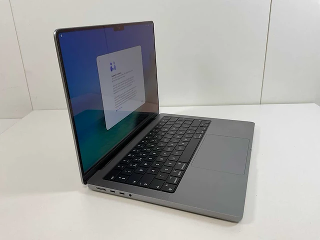 Apple macbook pro 14”, apple m1 pro, 16 gb ram, 500 gb nvme laptop - afbeelding 2 van  7