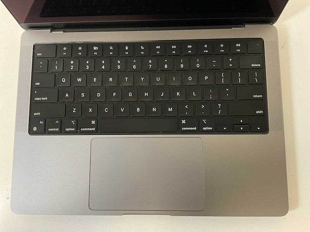 Apple macbook pro 14”, apple m1 pro, 16 gb ram, 512 gb nvme laptop - afbeelding 4 van  7