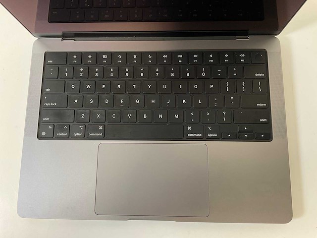 Apple macbook pro 14”, apple m1 pro, 16 gb ram, 512 gb nvme laptop - afbeelding 4 van  7