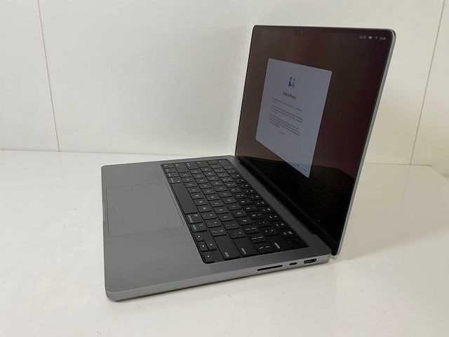 Apple macbook pro 14”, apple m1 pro, 16 gb ram, 512 gb nvme laptop - afbeelding 3 van  7