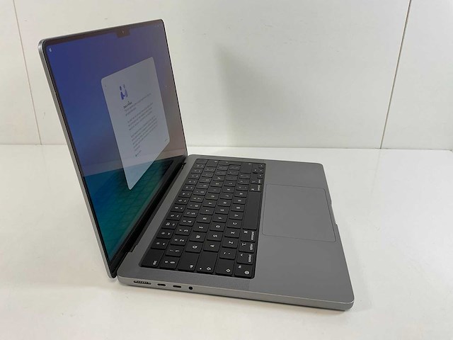 Apple macbook pro 14”, apple m1 pro, 16 gb ram, 512 gb nvme laptop - afbeelding 2 van  7
