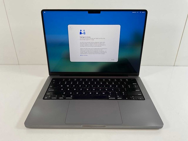 Apple macbook pro 14”, apple m1 pro, 16 gb ram, 512 gb nvme laptop - afbeelding 1 van  7
