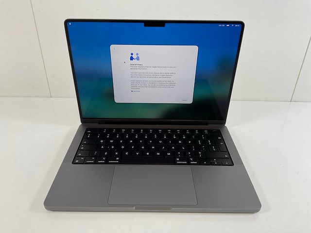 Apple macbook pro 14”, apple m1 pro, 16 gb ram, 512 gb nvme laptop - afbeelding 1 van  7