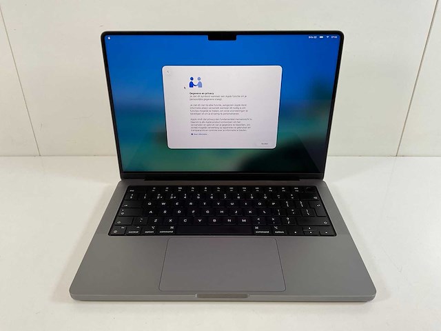 Apple macbook pro 14”, apple m1 pro, 16 gb ram, 512 gb nvme laptop - afbeelding 1 van  7