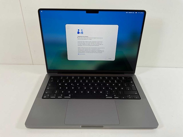 Apple macbook pro 14”, apple m1 pro, 16 gb ram, 512 gb nvme laptop - afbeelding 1 van  7
