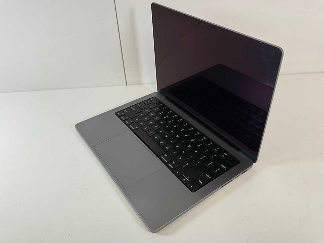 Apple macbook pro 14”, apple m1 pro, 16 gb ram, 512 gb ssd laptop - afbeelding 2 van  3