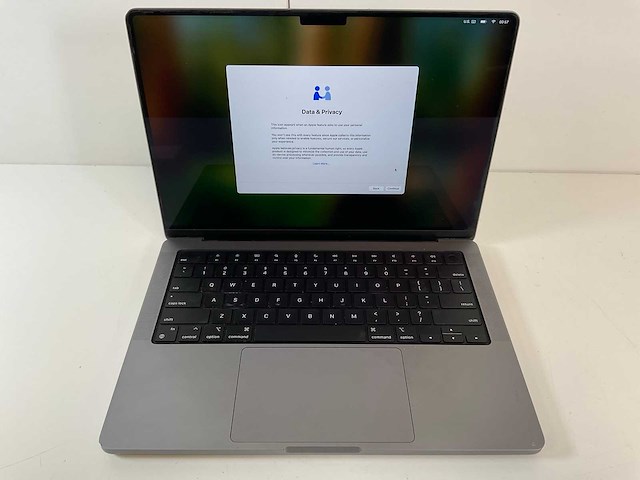 Apple macbook pro 14”, apple m1 pro, 16 gb ram, 512 gb ssd laptop - afbeelding 1 van  7