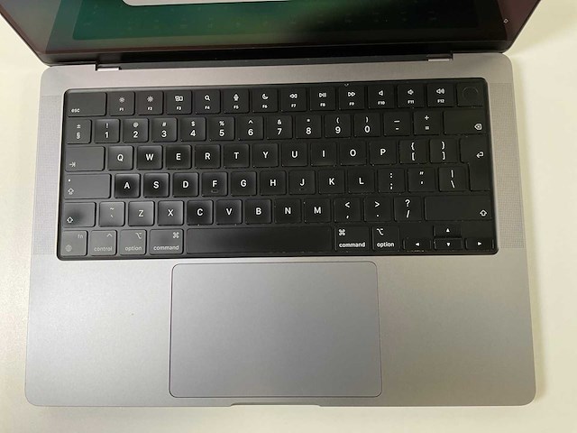 Apple macbook pro 14”, apple m1 pro, 32 gb ram, 1 tb nvme laptop - afbeelding 1 van  3