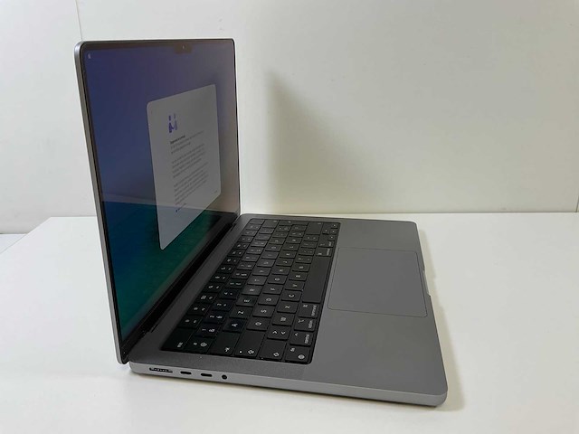Apple macbook pro 14”, apple m1 pro, 32 gb ram, 1 tb nvme laptop - afbeelding 1 van  5