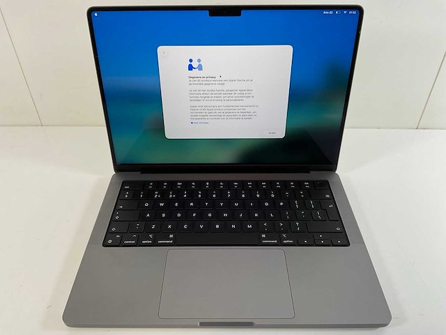 Apple macbook pro 14”, apple m1 pro, 32 gb ram, 500 gb ssd laptop - afbeelding 1 van  6