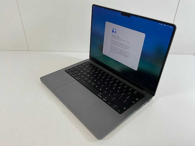Apple macbook pro 14”, apple m1 pro, 32 gb ram, 500 gb ssd laptop - afbeelding 3 van  7
