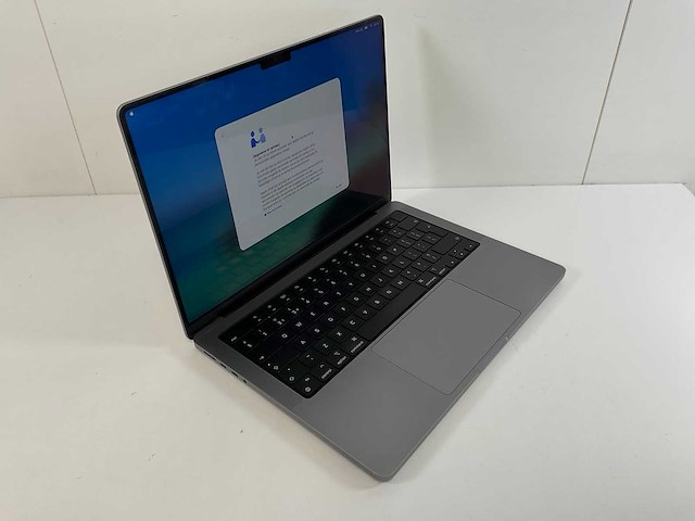 Apple macbook pro 14”, apple m1 pro, 32 gb ram, 500 gb ssd laptop - afbeelding 2 van  7