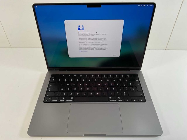 Apple macbook pro 14”, apple m1 pro, 32 gb ram, 500 gb ssd laptop - afbeelding 1 van  7