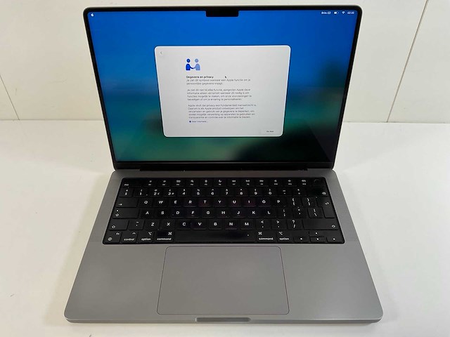 Apple macbook pro 14”, apple m1 pro, 32 gb ram, 500 gb ssd laptop - afbeelding 1 van  7