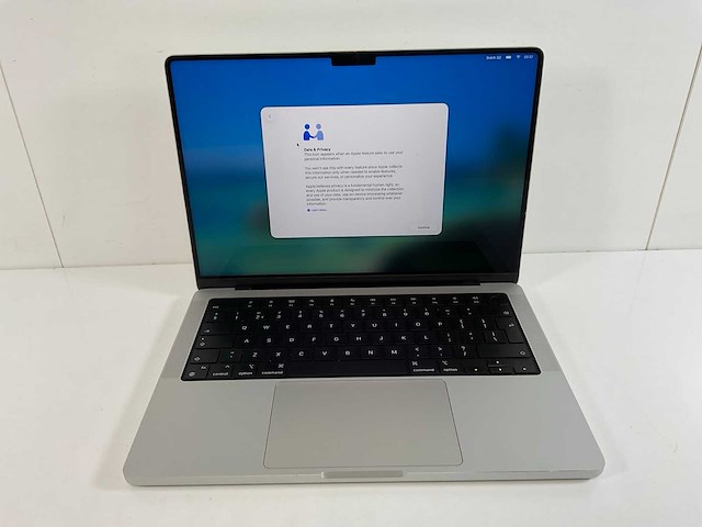 Apple macbook pro 14”, apple m1 pro, 32 gb ram, 512 gb nvme laptop - afbeelding 1 van  7