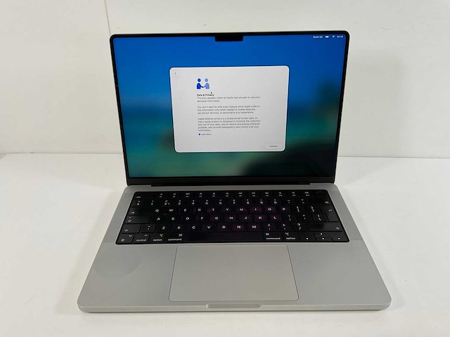 Apple macbook pro 14”, apple m1 pro, 32 gb ram, 512 gb nvme laptop - afbeelding 1 van  7