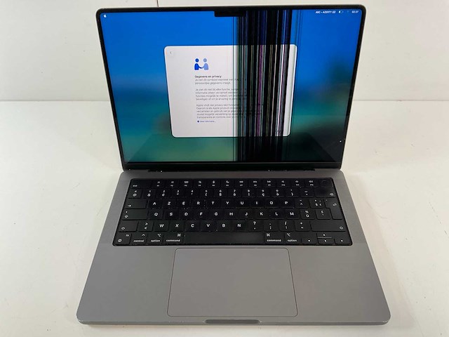 Apple macbook pro 14”, apple m2 pro, 16 gb ram, 512 gb ssd laptop - afbeelding 1 van  4