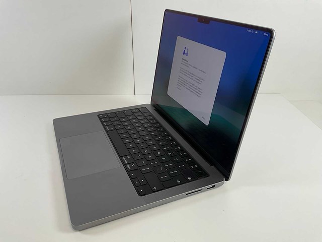 Apple macbook pro 14”, apple m3, 16 gb ram, 1 tb ssd laptop - afbeelding 1 van  1