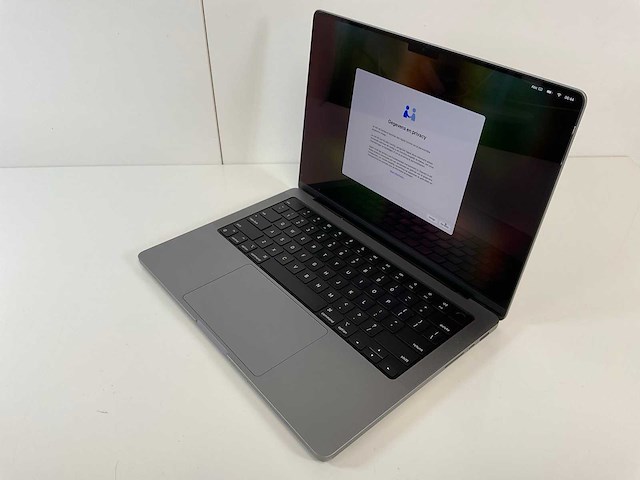 Apple macbook pro 14”, m1 pro, 16 gb ram, 500 gb nvme laptop - afbeelding 3 van  7