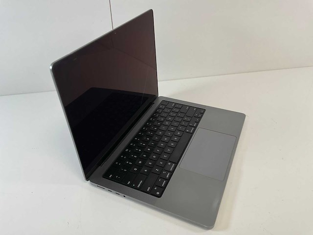 Apple macbook pro 14”, m1 pro, 16 gb ram, 512 gb nvme laptop - afbeelding 2 van  8