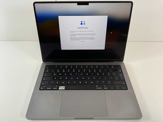 Apple macbook pro 14”, m1 pro, 16 gb ram, 512 gb nvme laptop - afbeelding 1 van  7