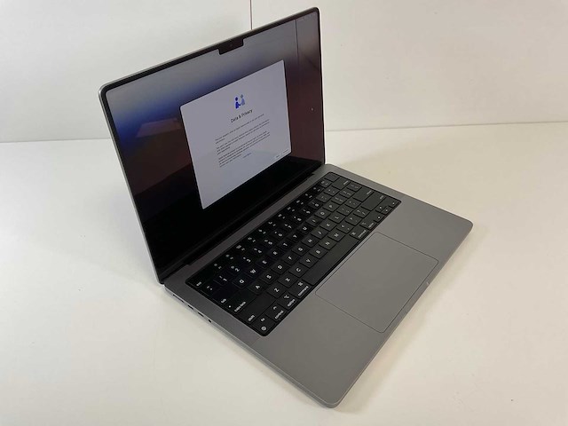 Apple macbook pro 14”, m1 pro, 16 gb ram, 512 gb ssd laptop - afbeelding 2 van  7