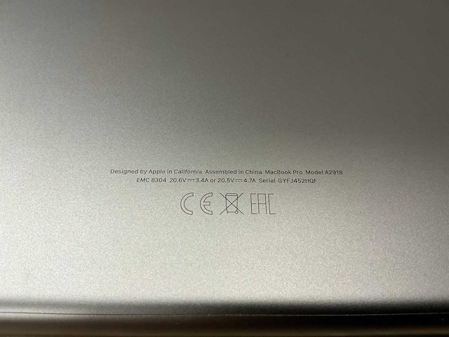 Apple macbook pro 14'' (m3, 2024) - afbeelding 6 van  8