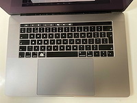 Apple macbook pro 15”, 6-core intel i9, 32 gb ram, 500 gb nvme, amd radeon pro 555x 4gb laptop - afbeelding 4 van  7