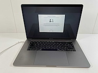 Apple macbook pro 15”, core i7, 16 gb ram, 512 gb nvme, amd radeon pro 560x 4gb laptop - afbeelding 1 van  3